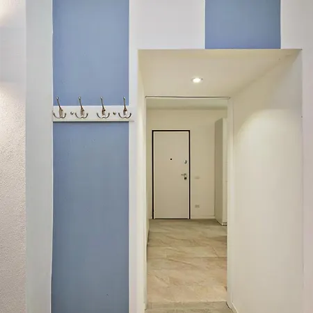 Comfy And Quiet In By Wonderful Italy Apartment
